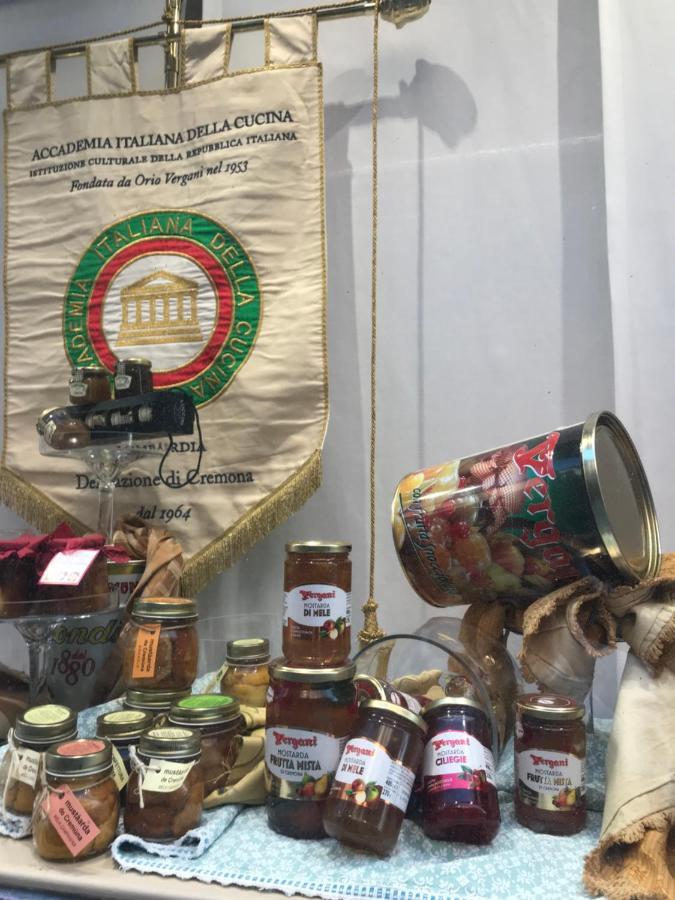 Alloggio Galli Кремона Екстериор снимка